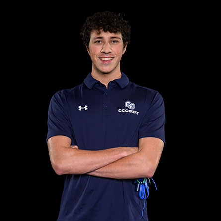 A portrait of Justin Finkel '25.
